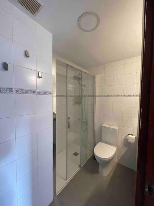 Paraguas Guesthouse Oviedo Bagian luar foto